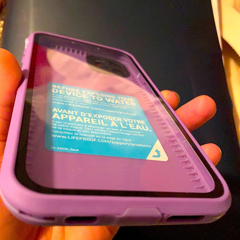 Lifeproof water proof case